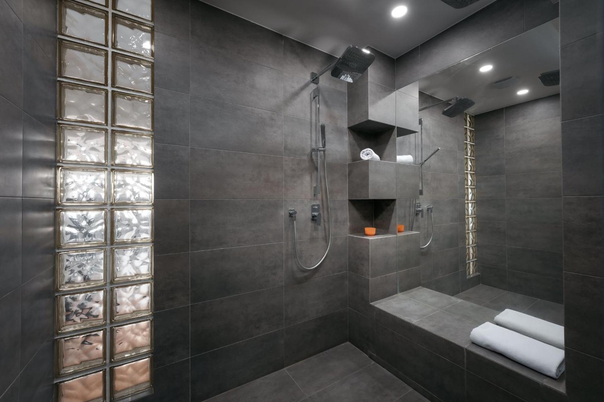 Dot 3 Bdr Apartment With Tyn Cathedral View & Ac Πράγα Εξωτερικό φωτογραφία