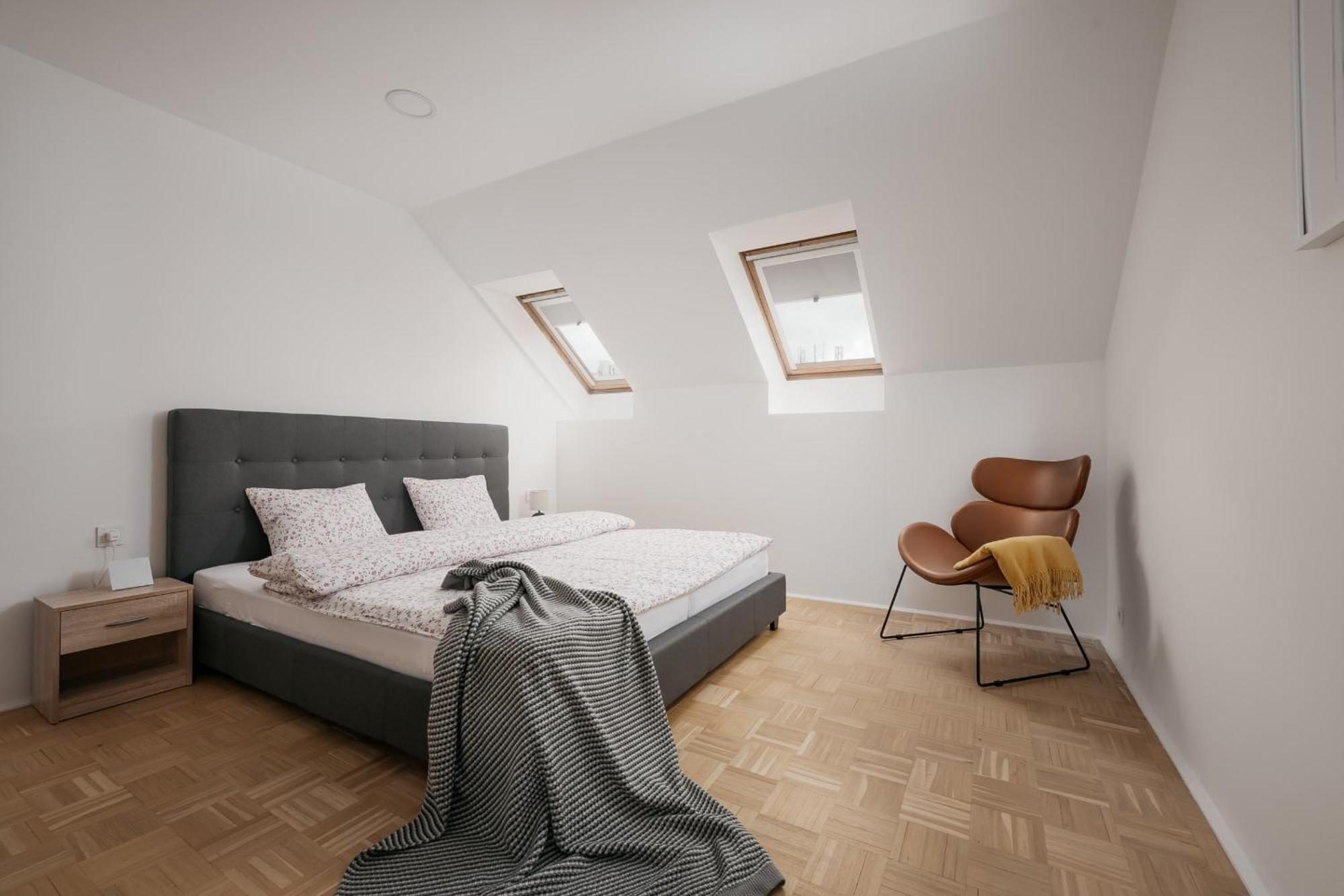 Dot 3 Bdr Apartment With Tyn Cathedral View & Ac Πράγα Εξωτερικό φωτογραφία