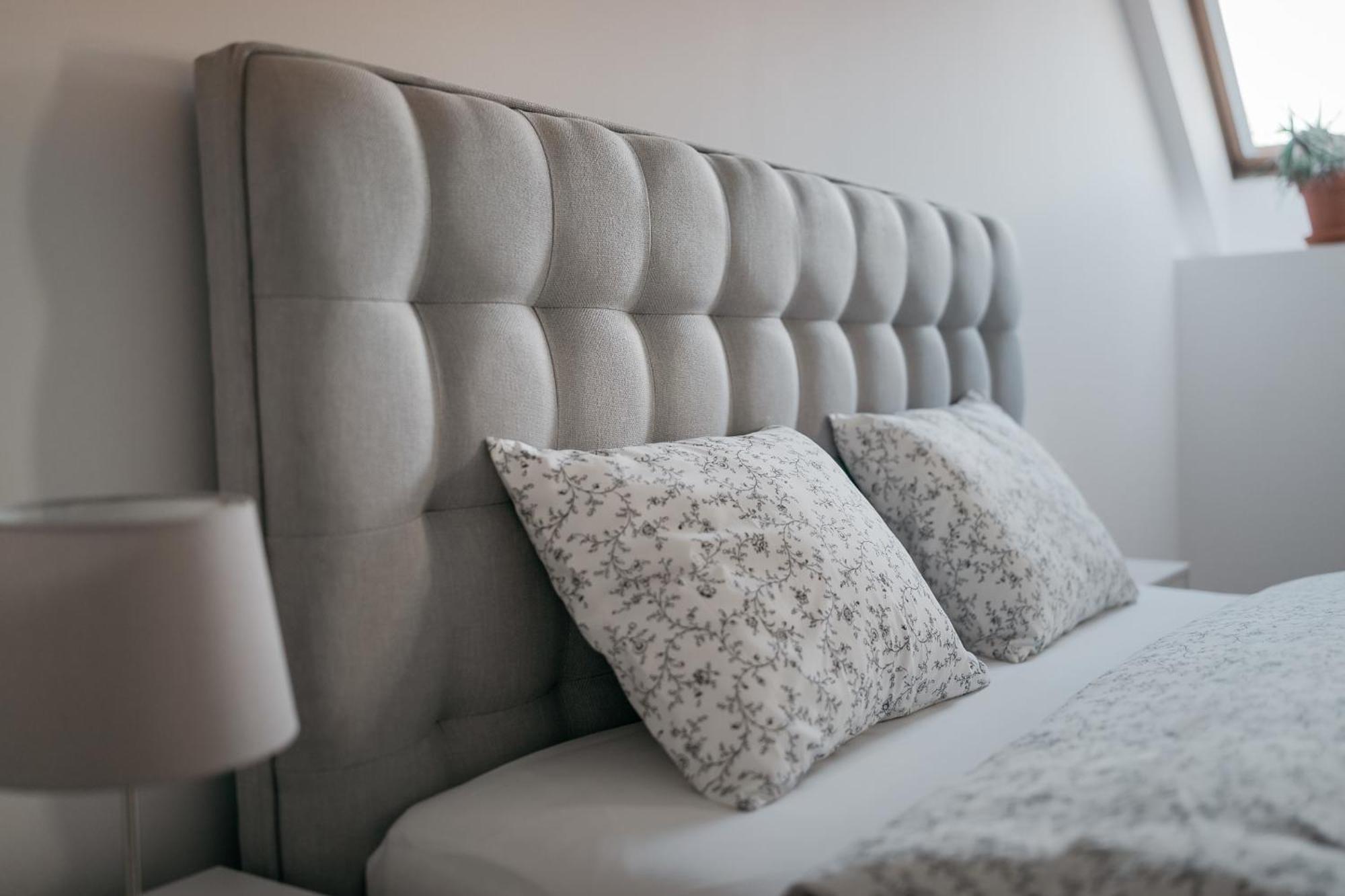 Dot 3 Bdr Apartment With Tyn Cathedral View & Ac Πράγα Εξωτερικό φωτογραφία