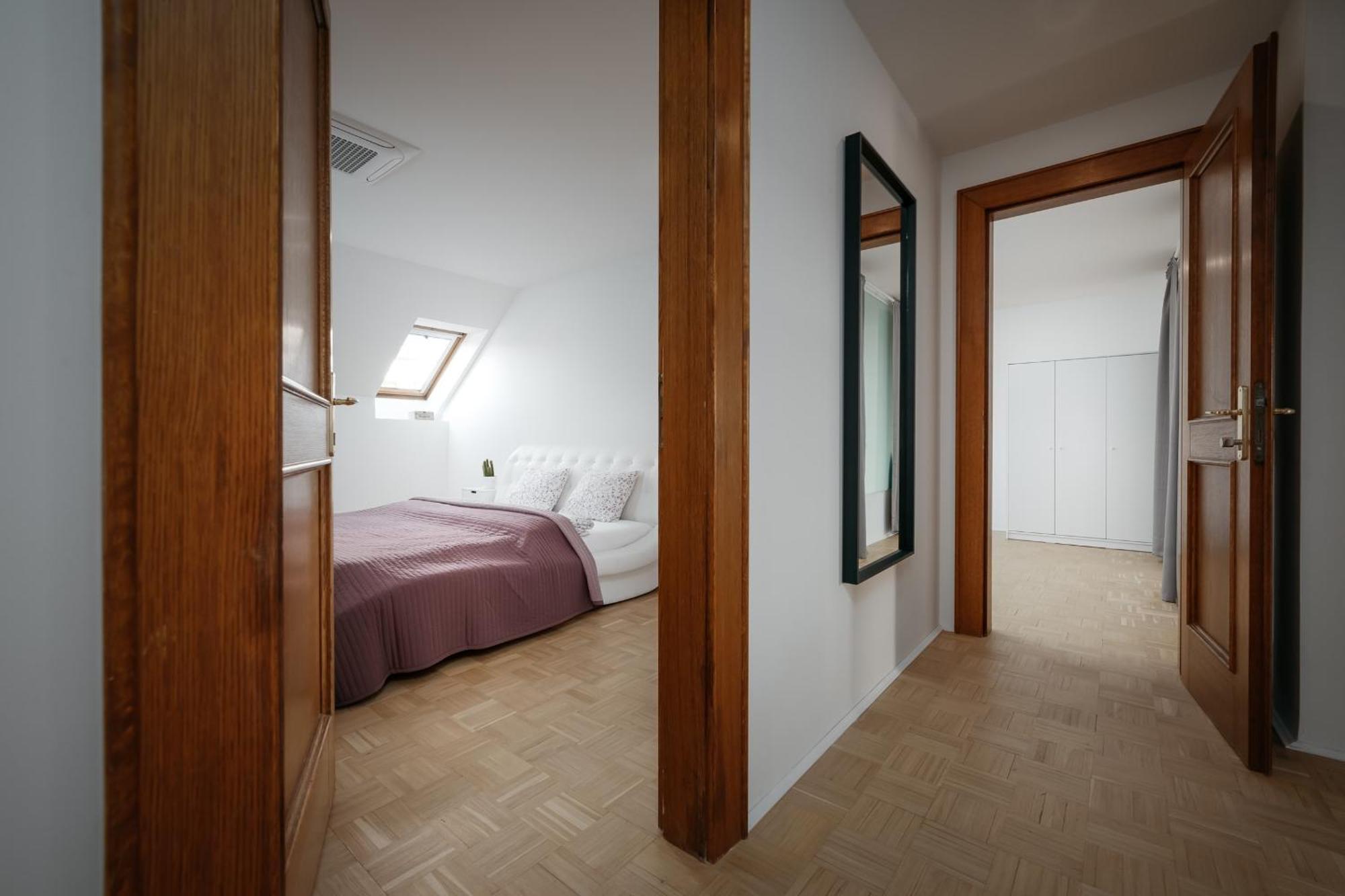 Dot 3 Bdr Apartment With Tyn Cathedral View & Ac Πράγα Εξωτερικό φωτογραφία
